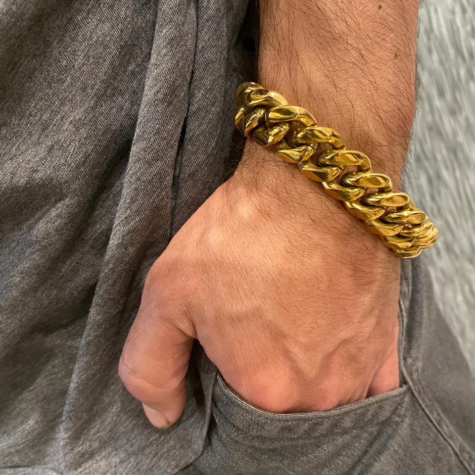 💥 EDICIÓN LIMITADA❗️  | Brazalete de oro cubano muestra poder y estatus⚜️